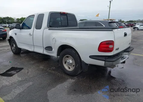 1998 Ford F-150 Lariat/Xl/Xlt z USA, uszkodzony, nr VIN 1FTZX07WXWKB66665